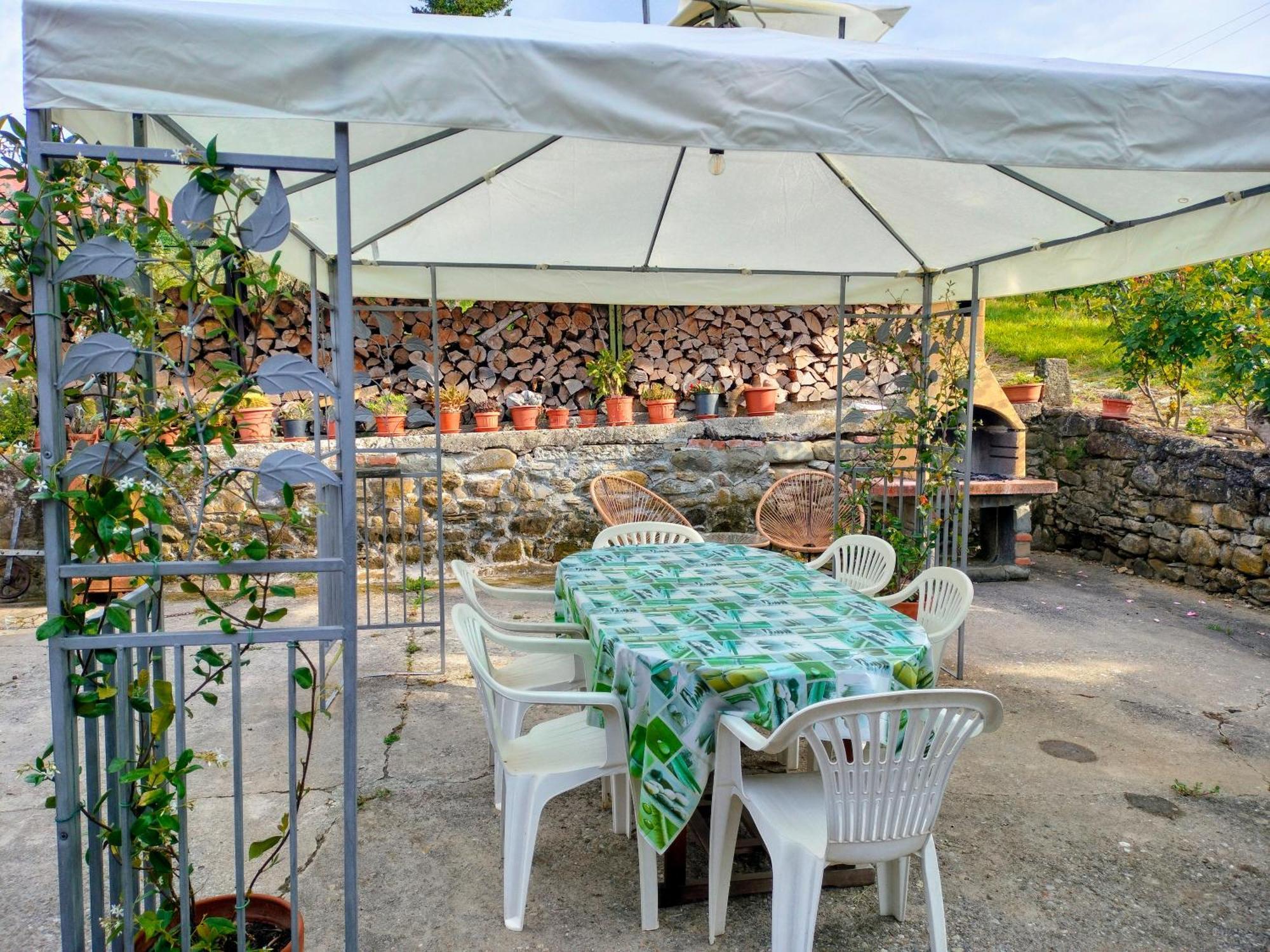Agriturismo Il Bardellino Fivizzano Ngoại thất bức ảnh